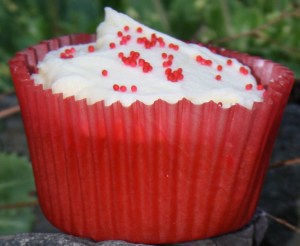 poppy petal coquelicot cupcake
